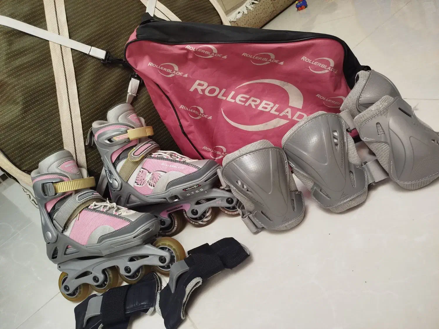 اسکیت برند ROLLERBLADE|دوچرخه، اسکیت، اسکوتر|تهران, منیریه|دیوار