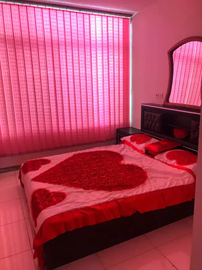 سوئیت ۱۰۰ متری|اجارهٔ کوتاهمدت آپارتمان و سوئیت|شاهینشهر, طالقانی|دیوار