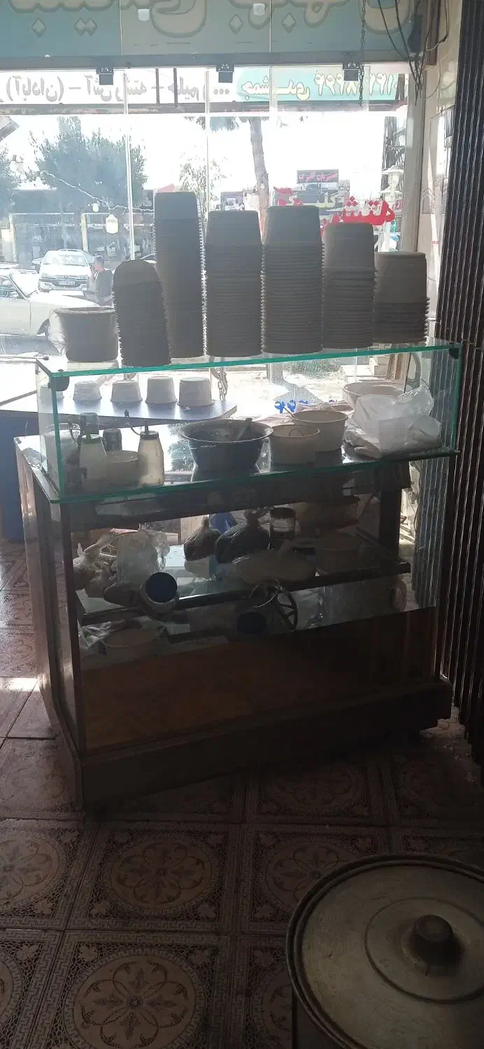 فروش ویترین شیشهای|فروشگاه و مغازه|یاسوج, |دیوار