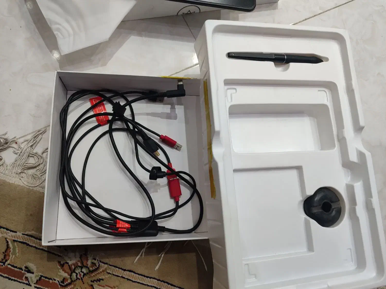 مانیتور طراحی تمام لمینت ۱۳ اینچ|قطعات و لوازم جانبی رایانه|تهران, آهنگ|دیوار