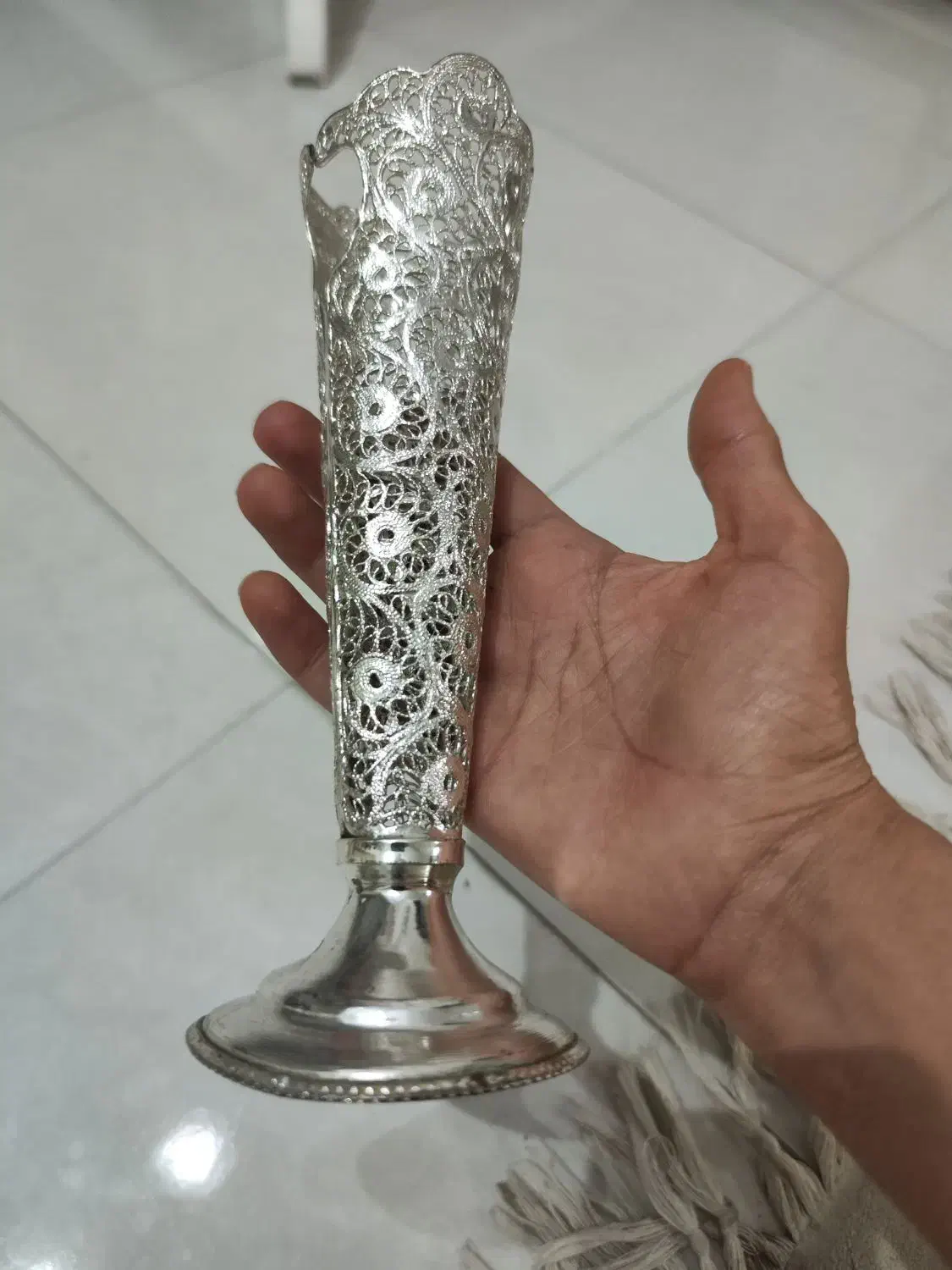 گلدان ملیله . شاخه گل نقره|صنایع دستی و سایر لوازم تزئینی|تهران, سازمان برنامه شمالی|دیوار