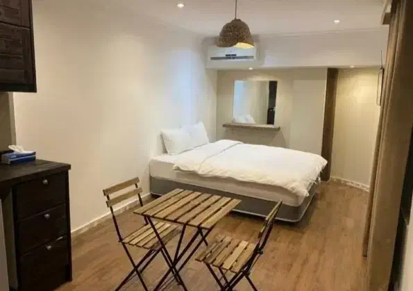 اجاره سوییت۵۰متری نوساز تک خواب مجرد ایرانمال