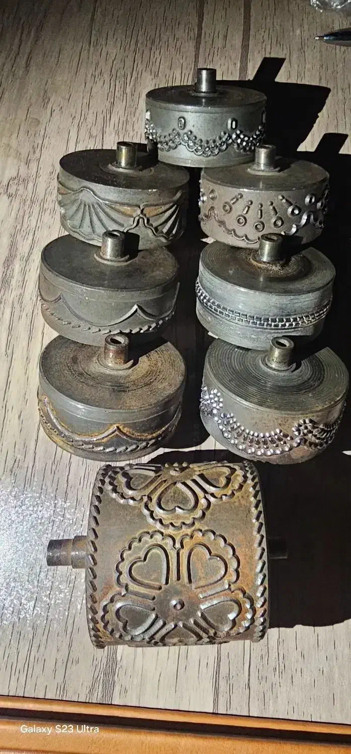 ۲عدد چرخ خیاطی التراسونیک کم کار سالم درحد با غلطک|چرخ خیاطی و ریسندگی|چهاردانگه (تهران), |دیوار