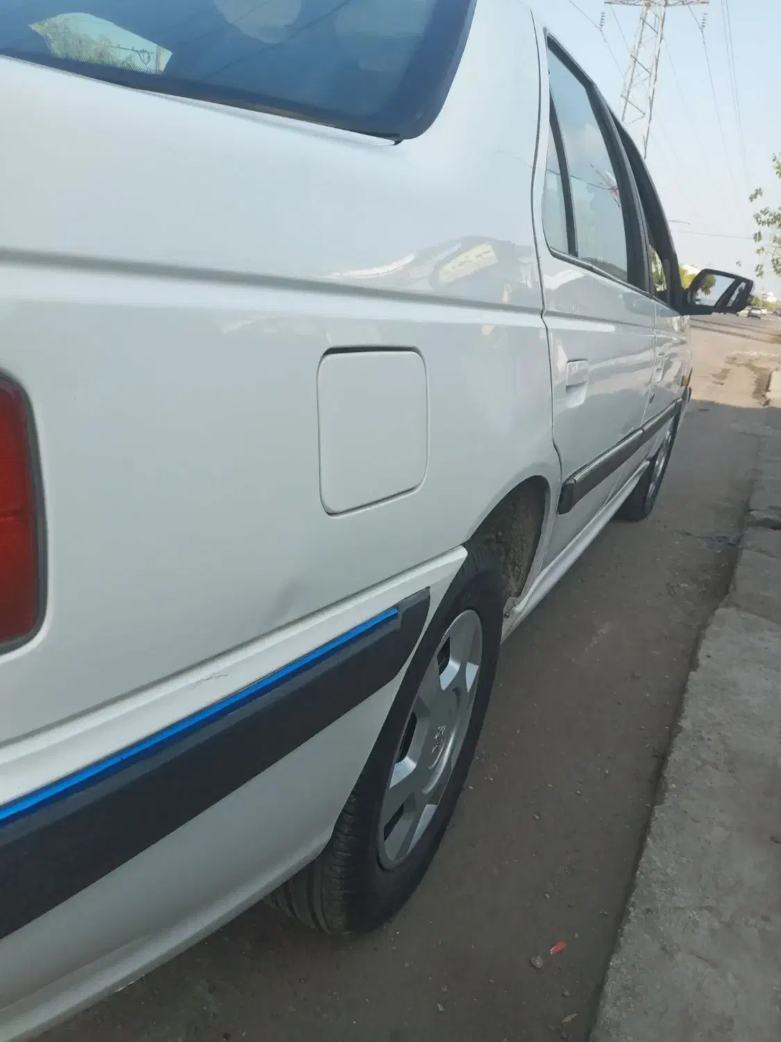 پژوپارس مدل۹۲|خودرو سواری و وانت|رشت, یخسازی|دیوار