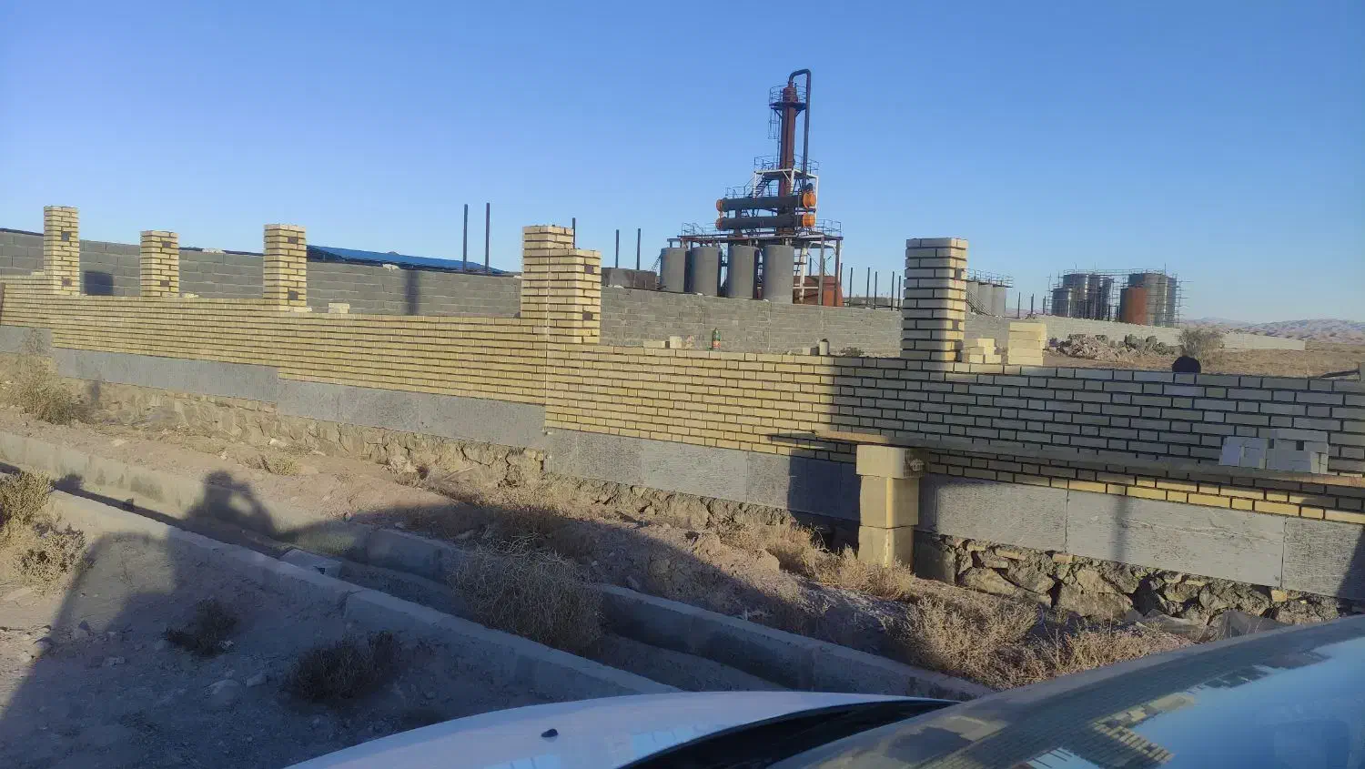 به دونفر کارگرساده بنایی نیاز دارم|استخدام معماری، عمران و ساختمانی|رباط‌کریم, شهرک صنعتی پرند|دیوار