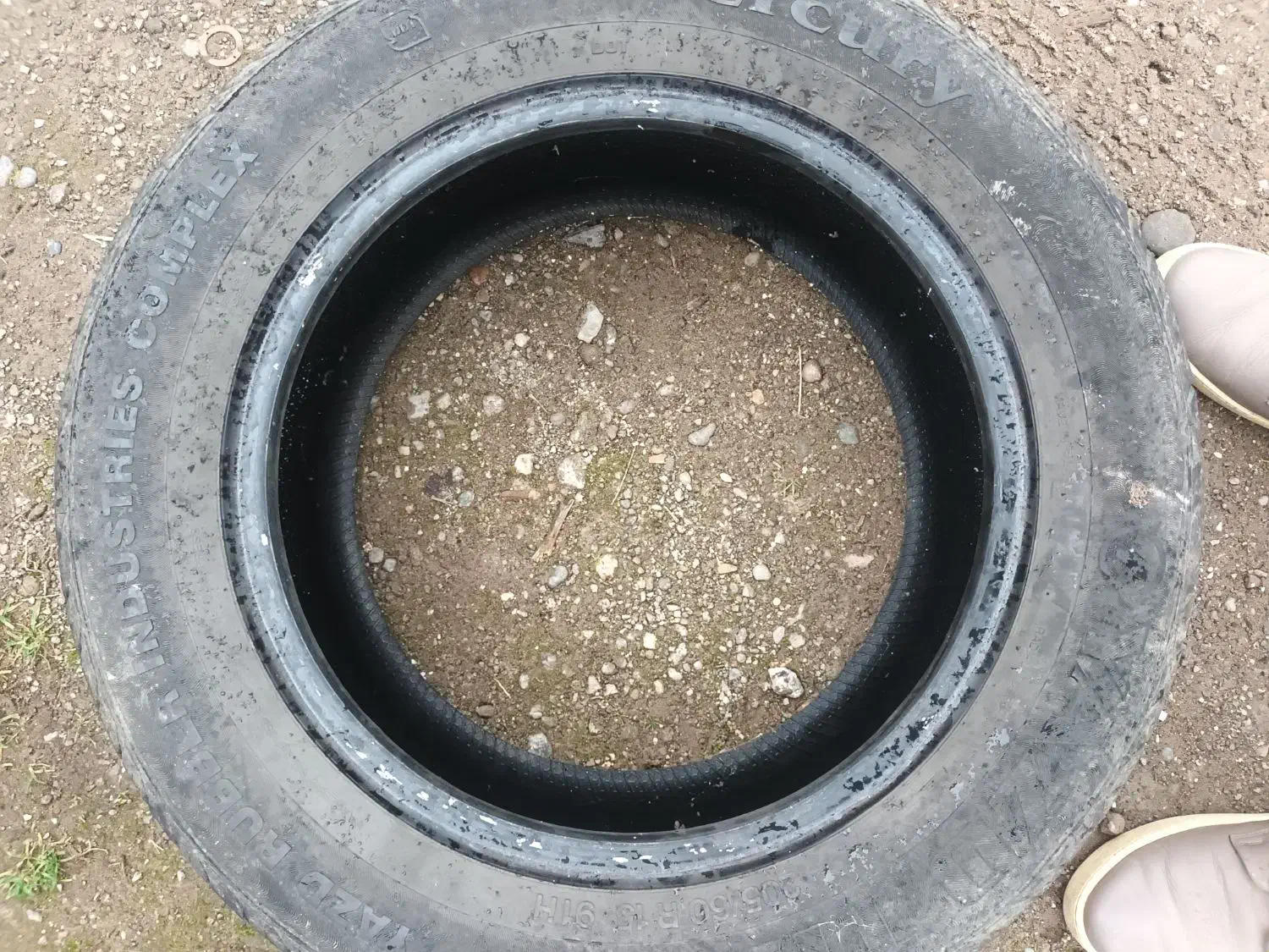 لاستیک ۲۰۵ رینگ ۱۵|قطعات یدکی و لوازم جانبی|بندر انزلی, لیچارگی حسن رود|دیوار