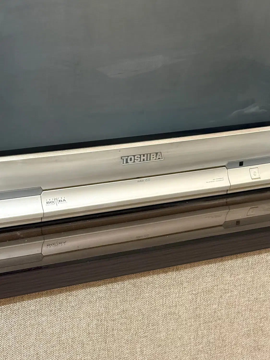 تلویزیون توشیبا|تلویزیون و پروژکتور|اهواز, بهارستان|دیوار