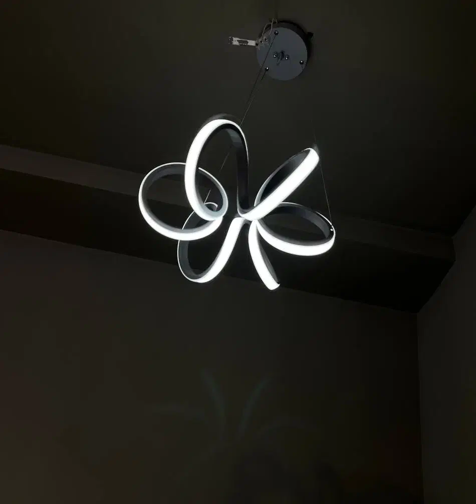 لوستر اتاق خوابی مدل ۶پر|لوستر و چراغ آویز|قم, دورشهر|دیوار