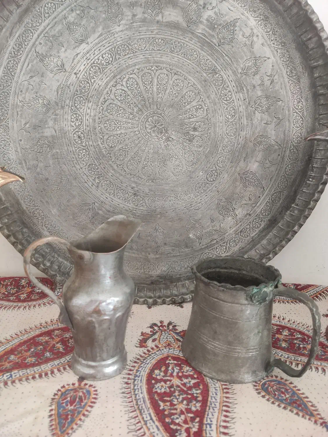 تعداد اجناس قدیمی|کلکسیون اشیاء عتیقه|تربتحیدریه, کلاته توکلی|دیوار