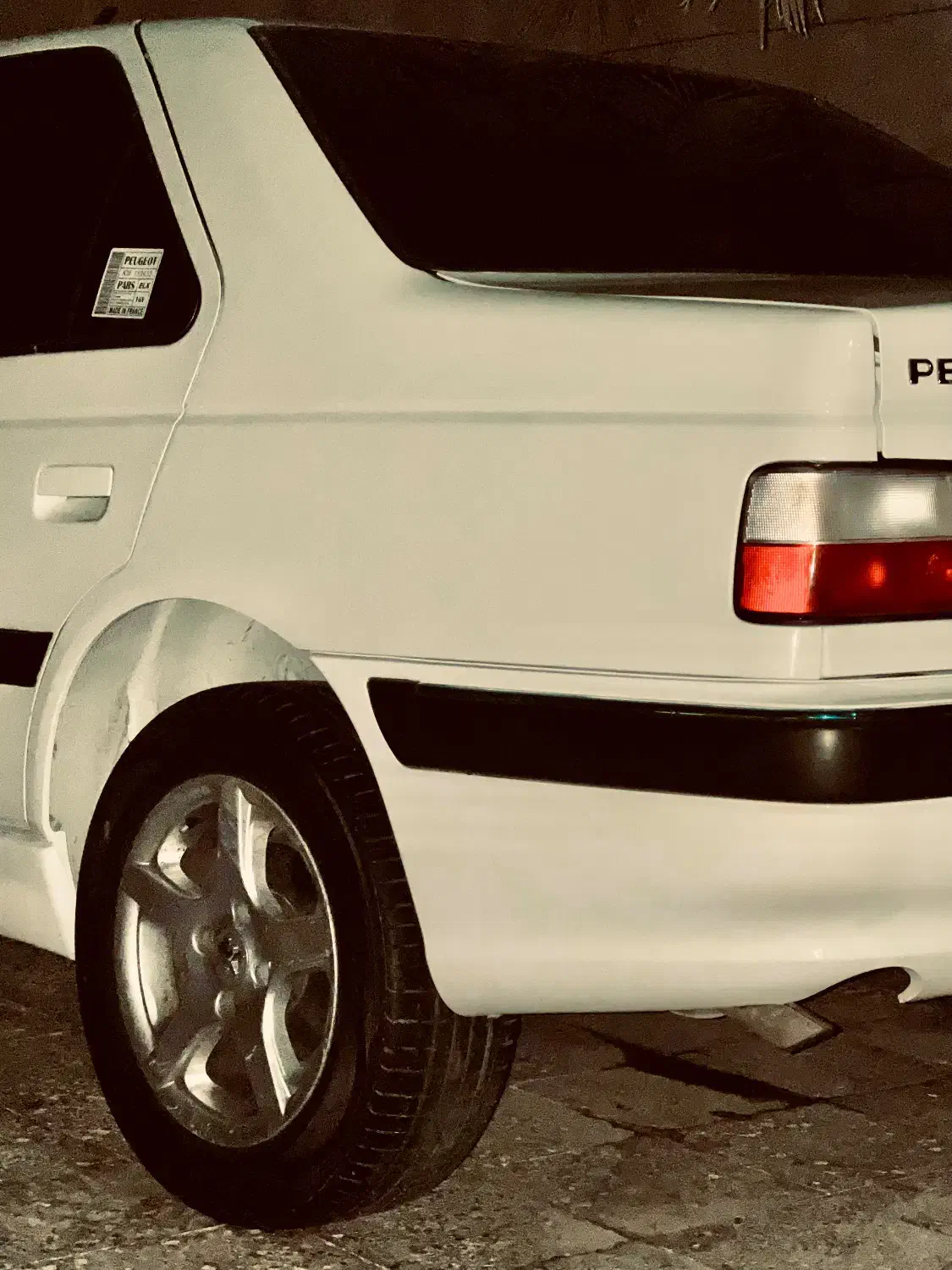 رینگ پنج پر۱۵|قطعات یدکی و لوازم جانبی|سراوان, |دیوار