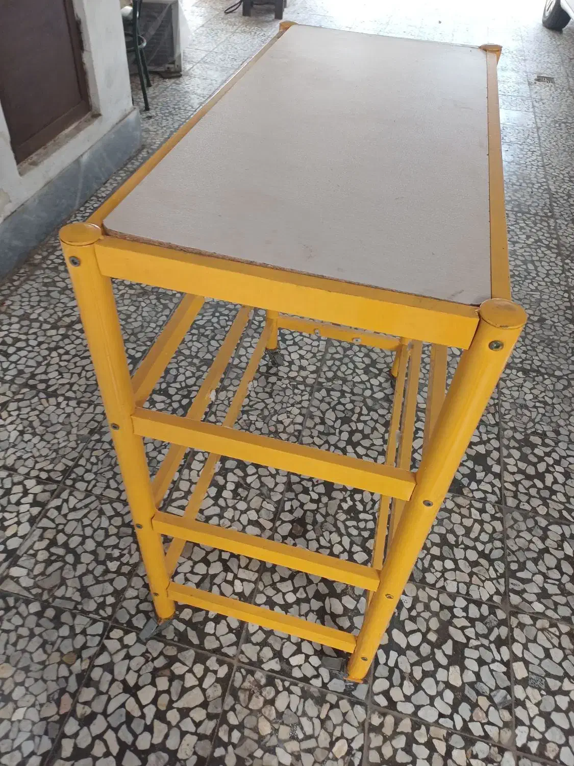 ویترین مغازه|بوفه، ویترین، کنسول|رشت, شهرک احمد خمینی|دیوار