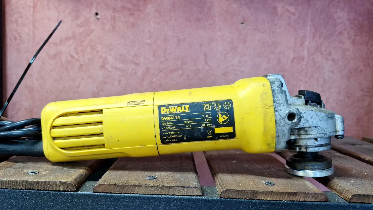 مینی فرز دیوالت ۹۵۰ وات|ابزارآلات|تهران, جمال‌زاده|دیوار