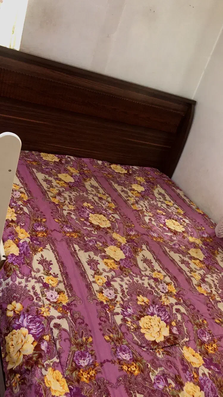 تخت دونفره|تخت و سرویس خواب|فردیس, منظریه|دیوار