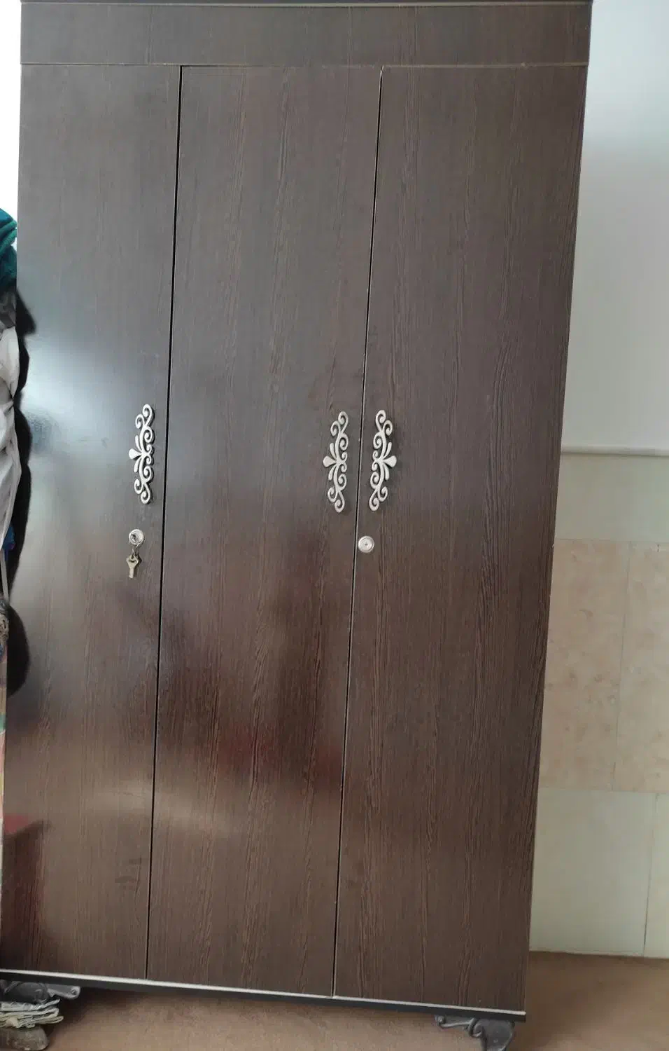 کمد|جاکفشی، کمد، دراور|قم, نیروگاه|دیوار