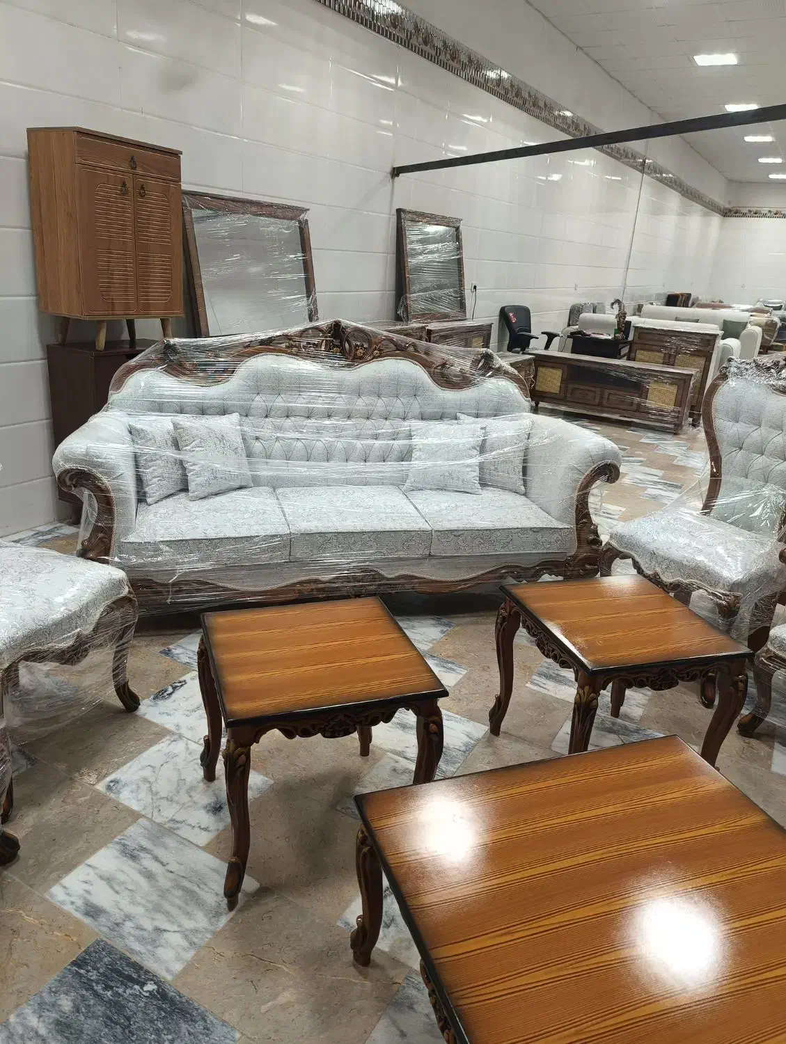 مبل سلطنتی(مبلمان کوروش)|مبلمان خانگی و میز عسلی|گناباد, |دیوار