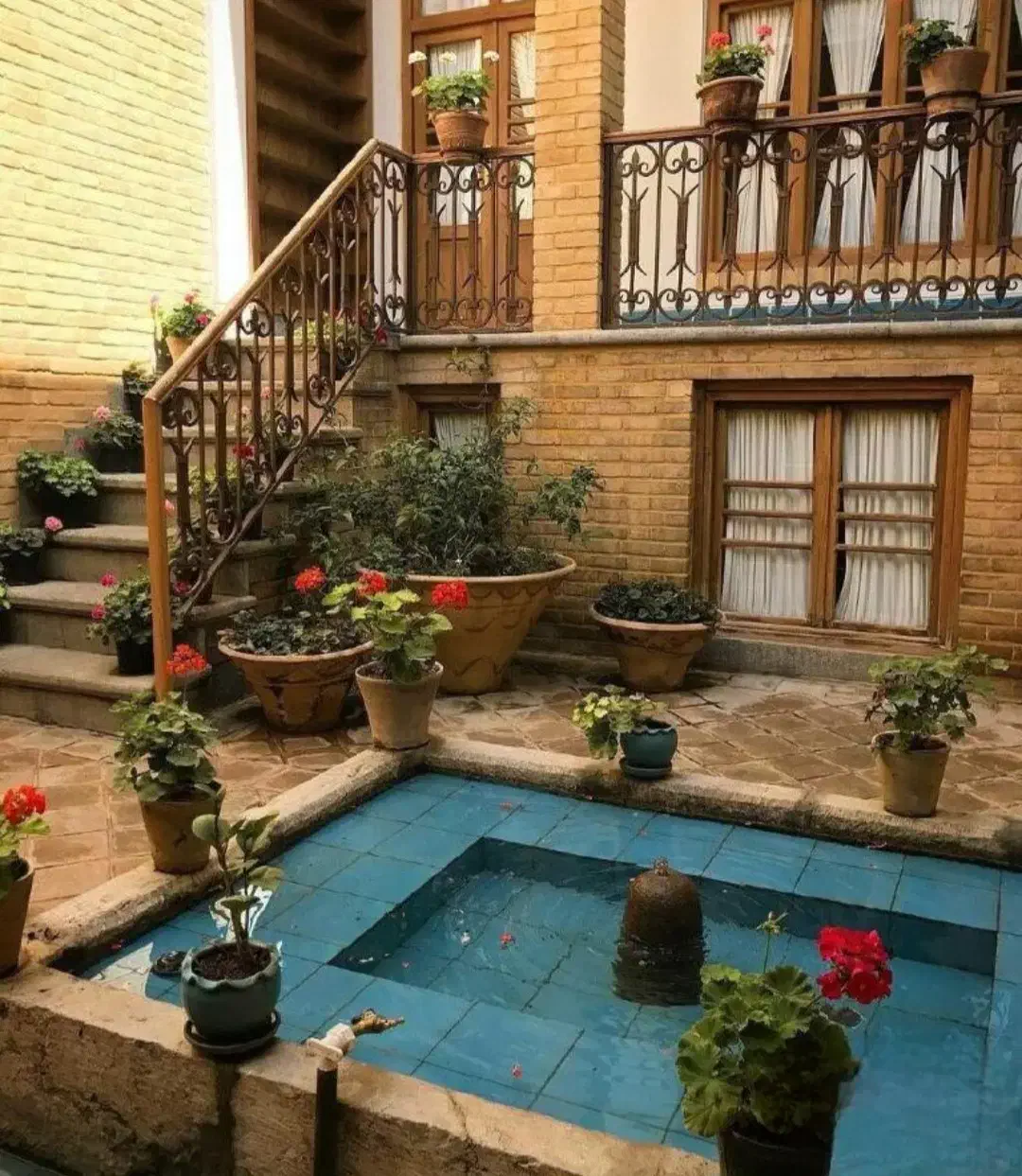 کلنگی* 100متر  * 240 متر بنا* دونبش*فروش و تهاتر|فروش زمین و ملک کلنگی|تهران, دروس|دیوار