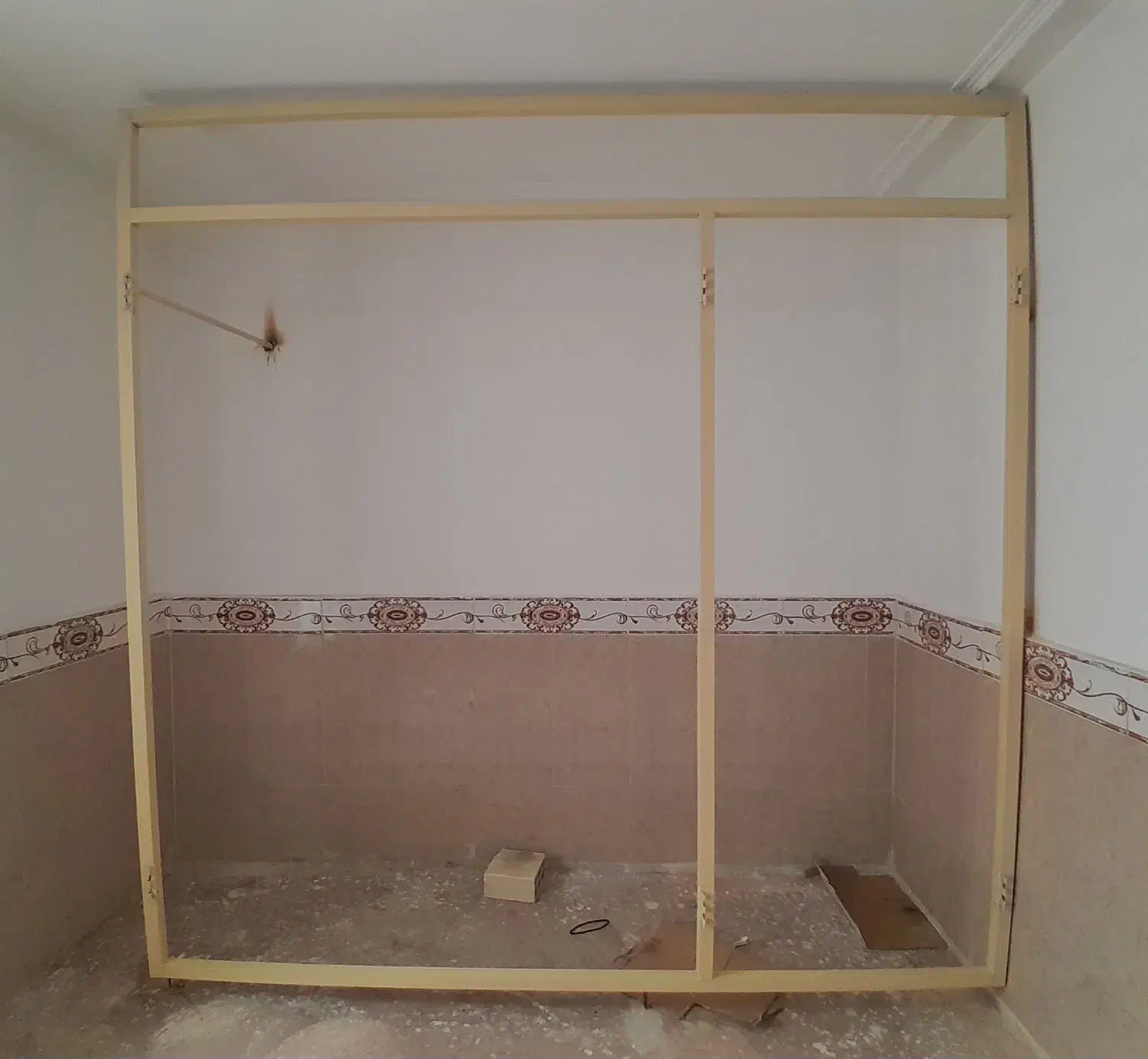 چهارچوب و در کمد دیواری|جاکفشی، کمد، دراور|زنجان, |دیوار