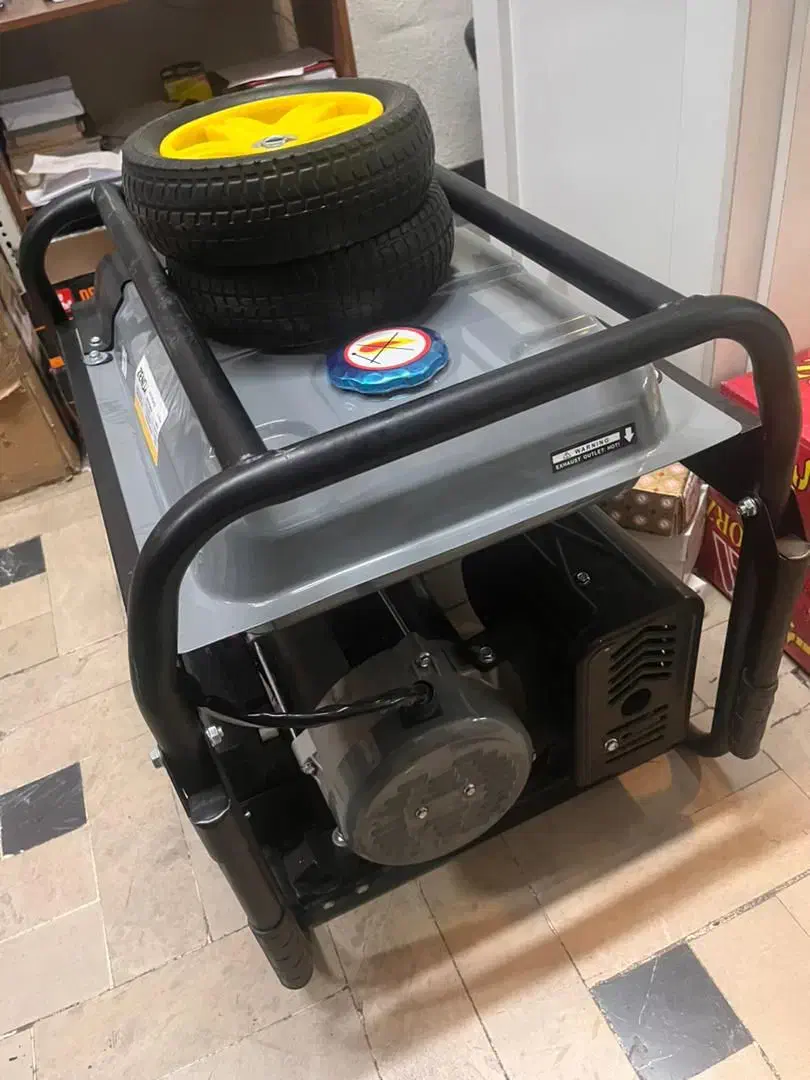 موتور برق زنوکس ۶۸۰۰ وات بنزینی|ماشین‌آلات صنعتی|تهران, دانشگاه شریف|دیوار