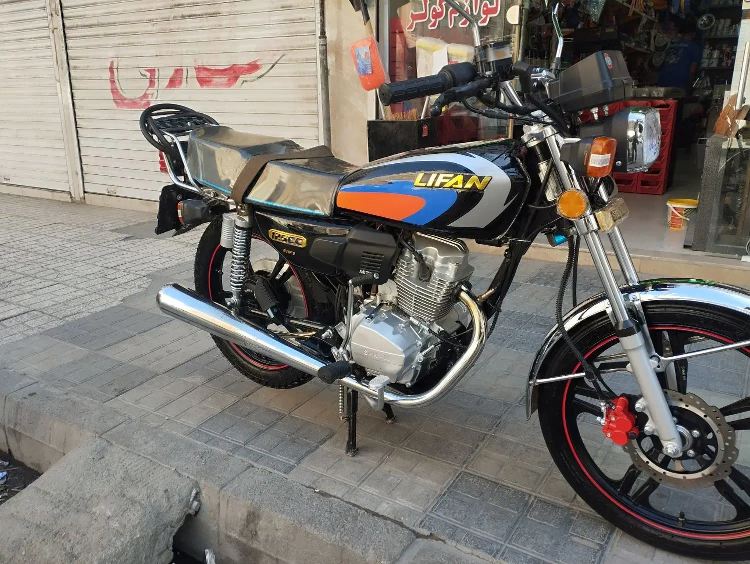 موتور ۱۲۵لیفان  در حد تمیز|موتورسیکلت|مشهد, نوید|دیوار
