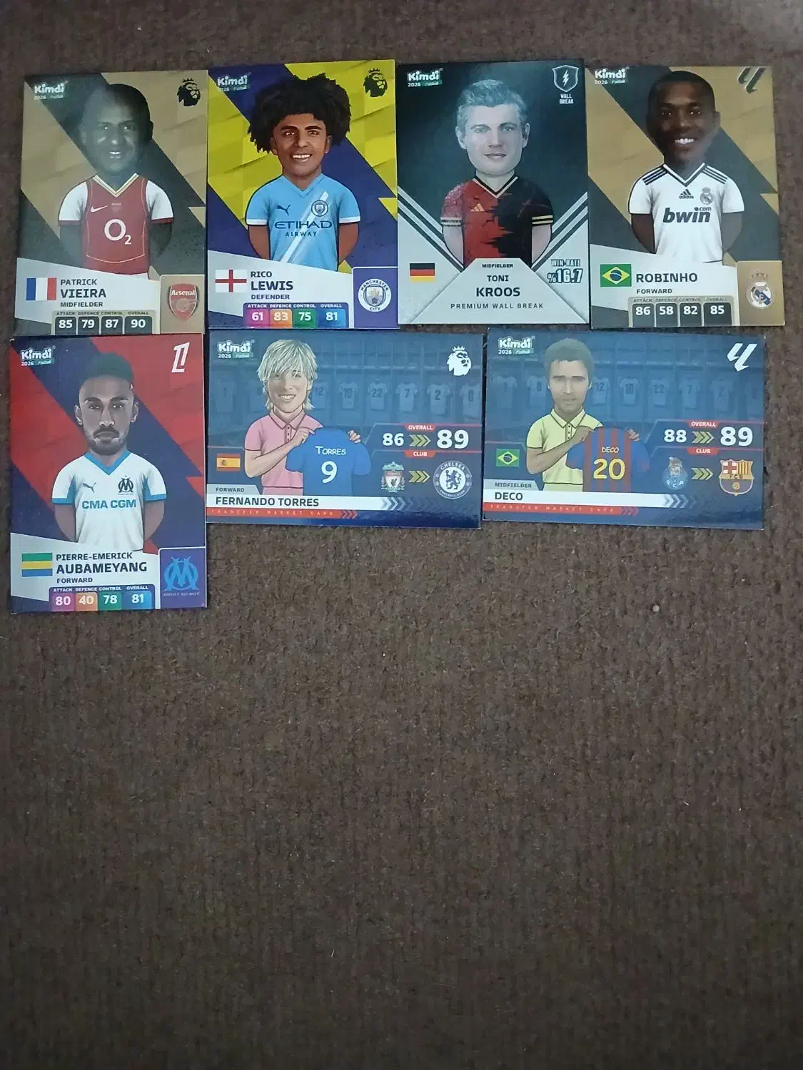 کارت کیمدی|اسباب‌‌بازی|میانه, |دیوار