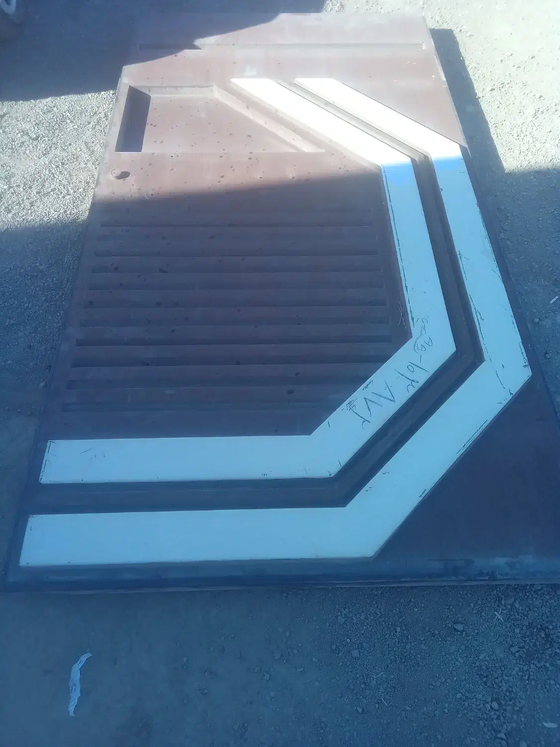 در حیاط سنگین وزن سالم بدون پوسیدگی|مصالح و تجهیزات ساختمان|اردبیل, |دیوار