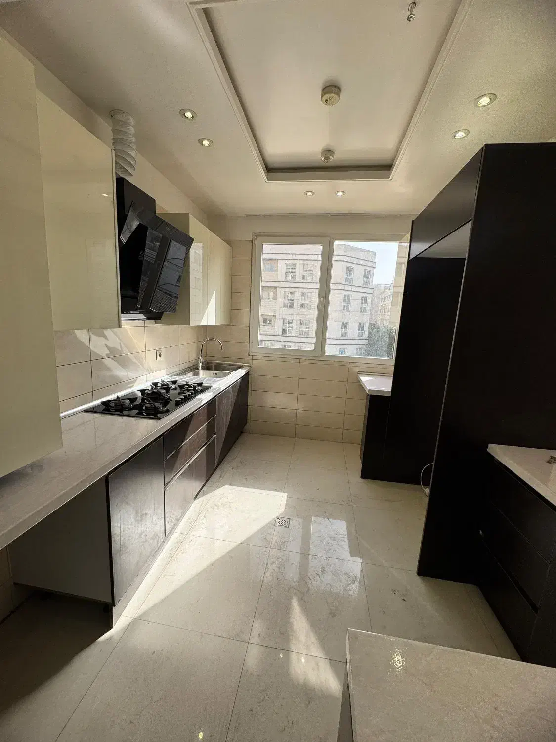 ۱۵۵متری/۳خواب/غرق‌نور/خوش‌نقشه/هروی