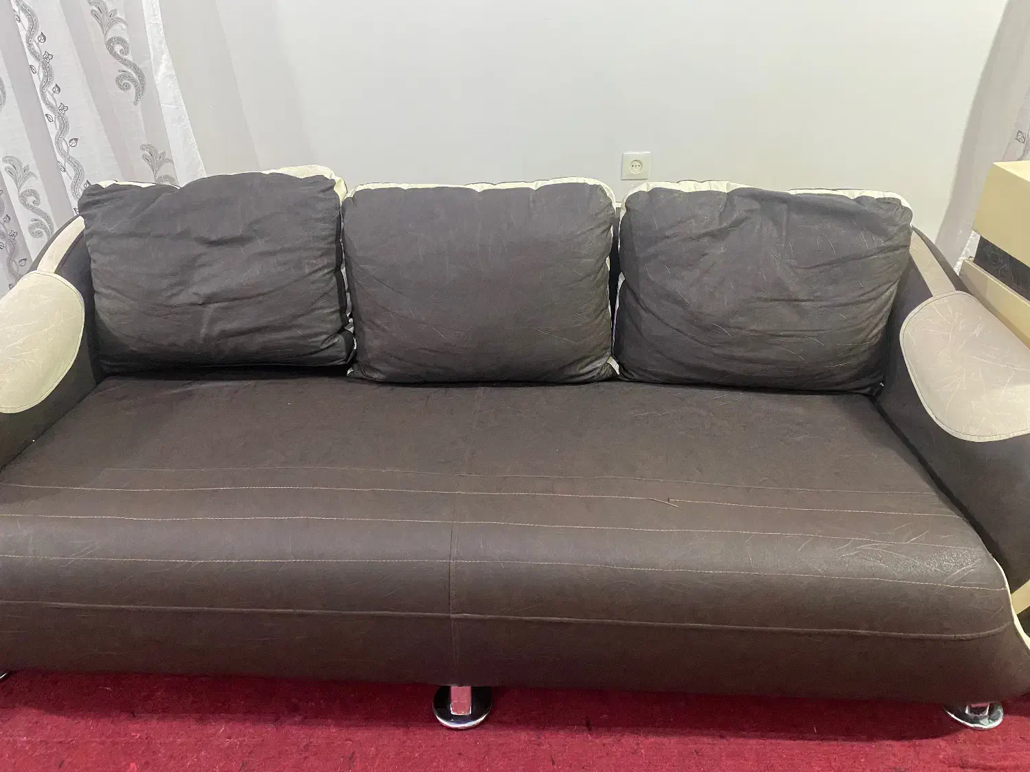 مبل چرم|مبلمان خانگی و میز عسلی|خوی, |دیوار