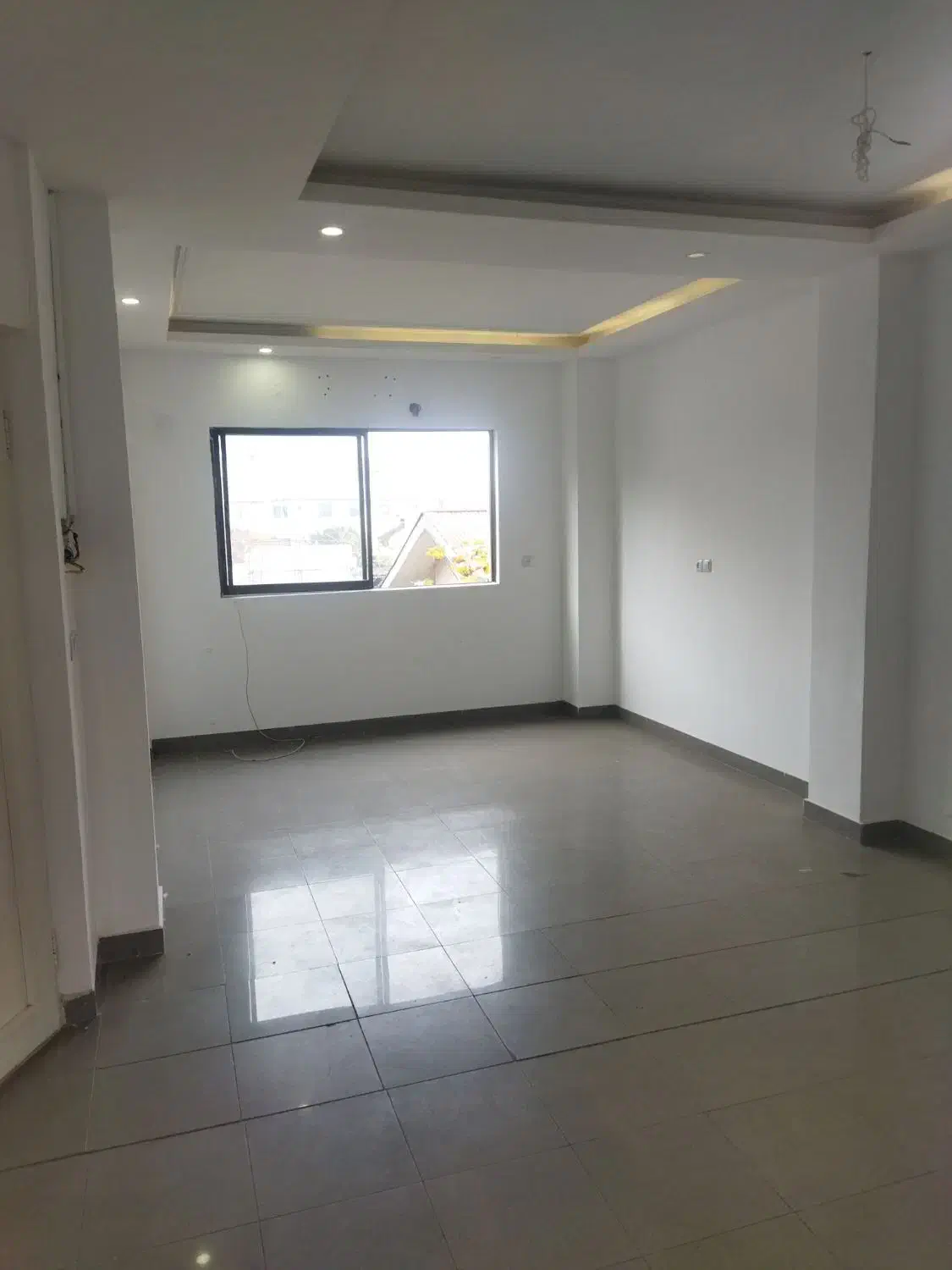 اجاره واحد تجاری/ اداری مرکز شهر|اجارهٔ دفتر کار، اتاق اداری، مطب|لاهیجان, امیرشهید|دیوار