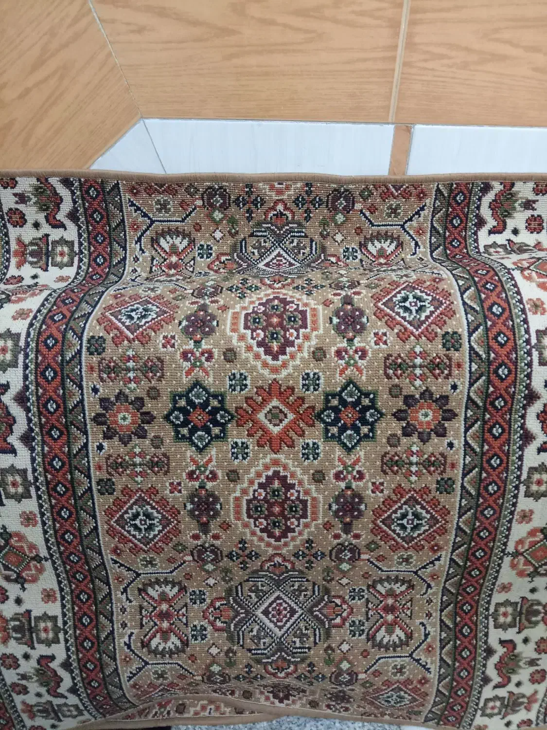 گلیم پله و یه مقدار کناره سالم به فروش می‌رسد|فرش|قم, شهرک فاطمیه|دیوار