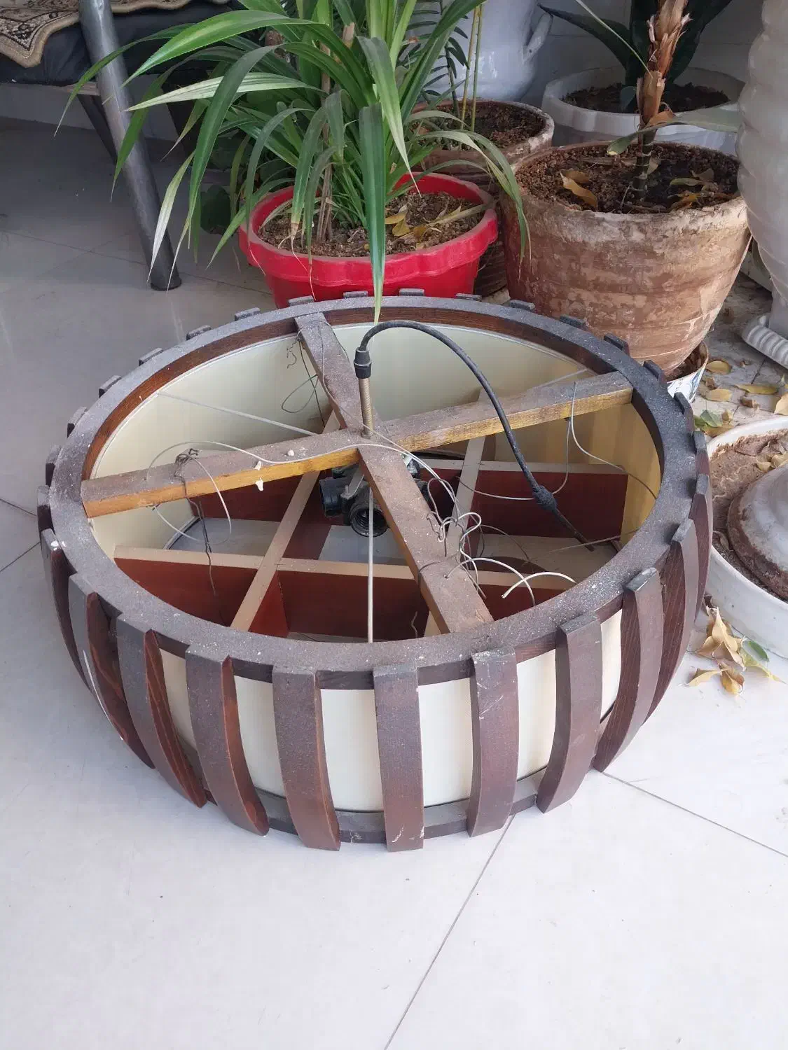 لوستر|لوستر و چراغ آویز|قم, بنیاد|دیوار