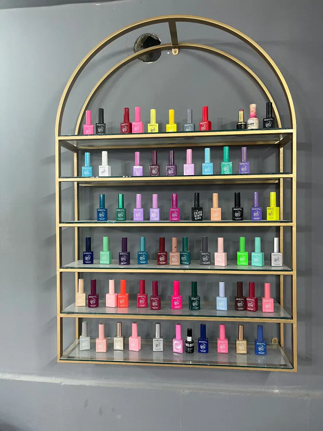 لوازم سالن|آرایشگاه و سالنهای زیبایی|قوچان, |دیوار