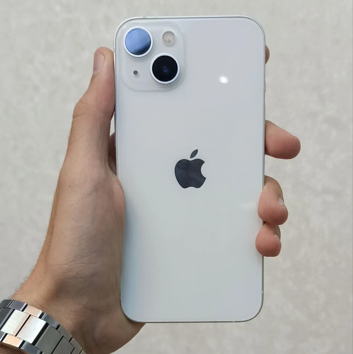 آیفون ۱۳نرمال سفید باطری ۱۰۰ بدون پیش پرداخت|موبایل|اصفهان, احمدآباد|دیوار