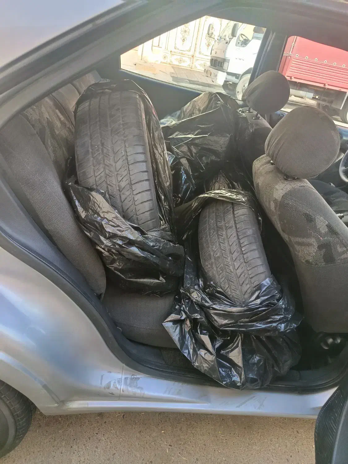 لاستیک ۱۵ میشلن ۴ حلقه|قطعات یدکی و لوازم جانبی|قرچک, مهدیه|دیوار