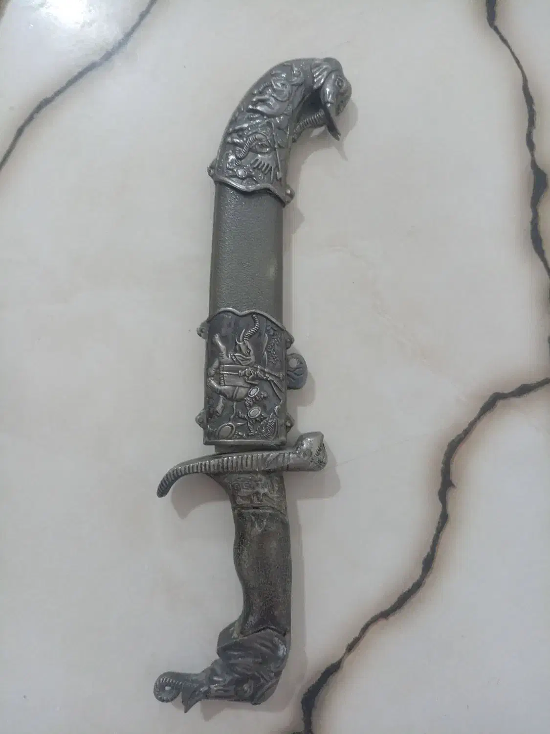 خنجر قدیمی|کلکسیون اشیاء عتیقه|تربت‌حیدریه, بهزیستی|دیوار