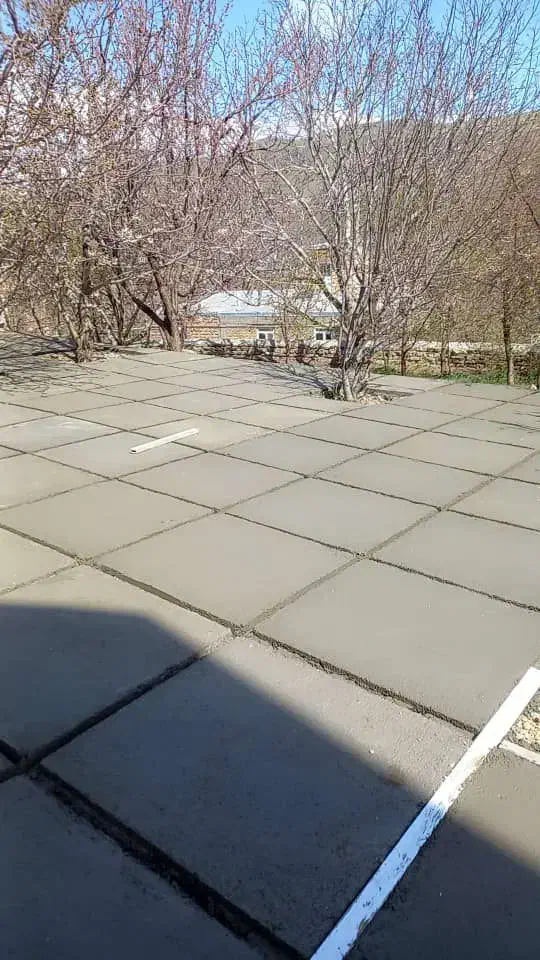 سیمانکاری نرمه تگری اجرای کف چهار گوشه دقیق|خدمات پیشه و مهارت|ارومیه, |دیوار