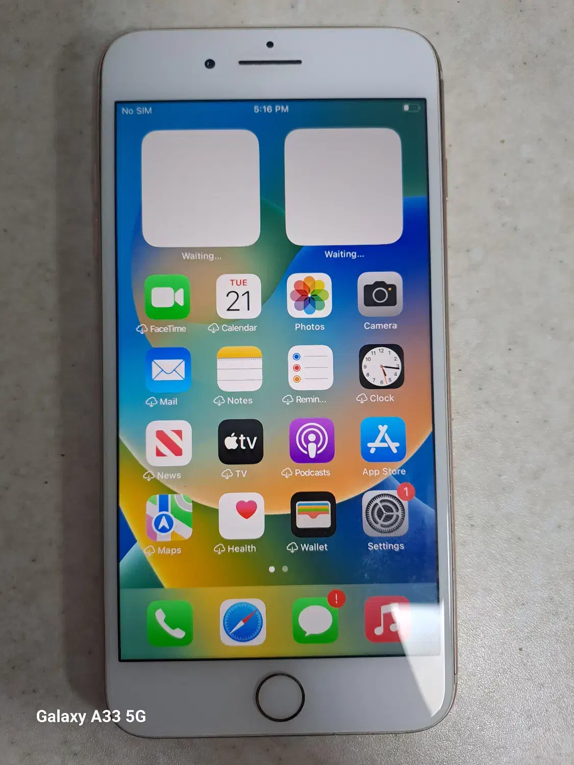 گوشی آیفون ۸ پلاس|موبایل|ساری, |دیوار