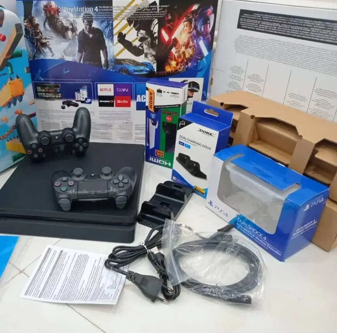 فقط ازکارتن بازشدآک 150بازی فیفا2026 ps4 slimاستند|کنسول، بازی ویدئویی و آنلاین|تهران, بوستان چیتگر|دیوار