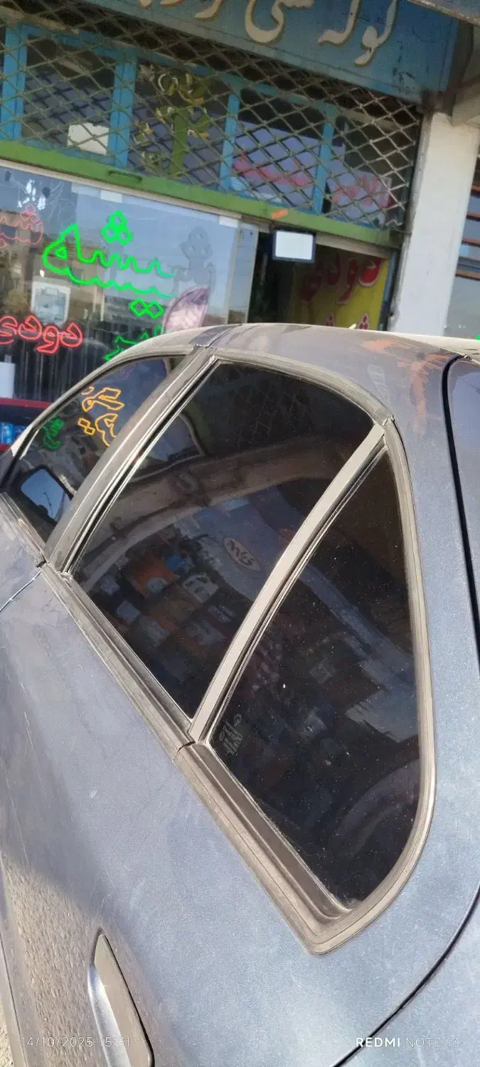 نصب شیشه دودی حرفه ای|خدمات موتور و ماشین|اسلامشهر, سیمرغ|دیوار