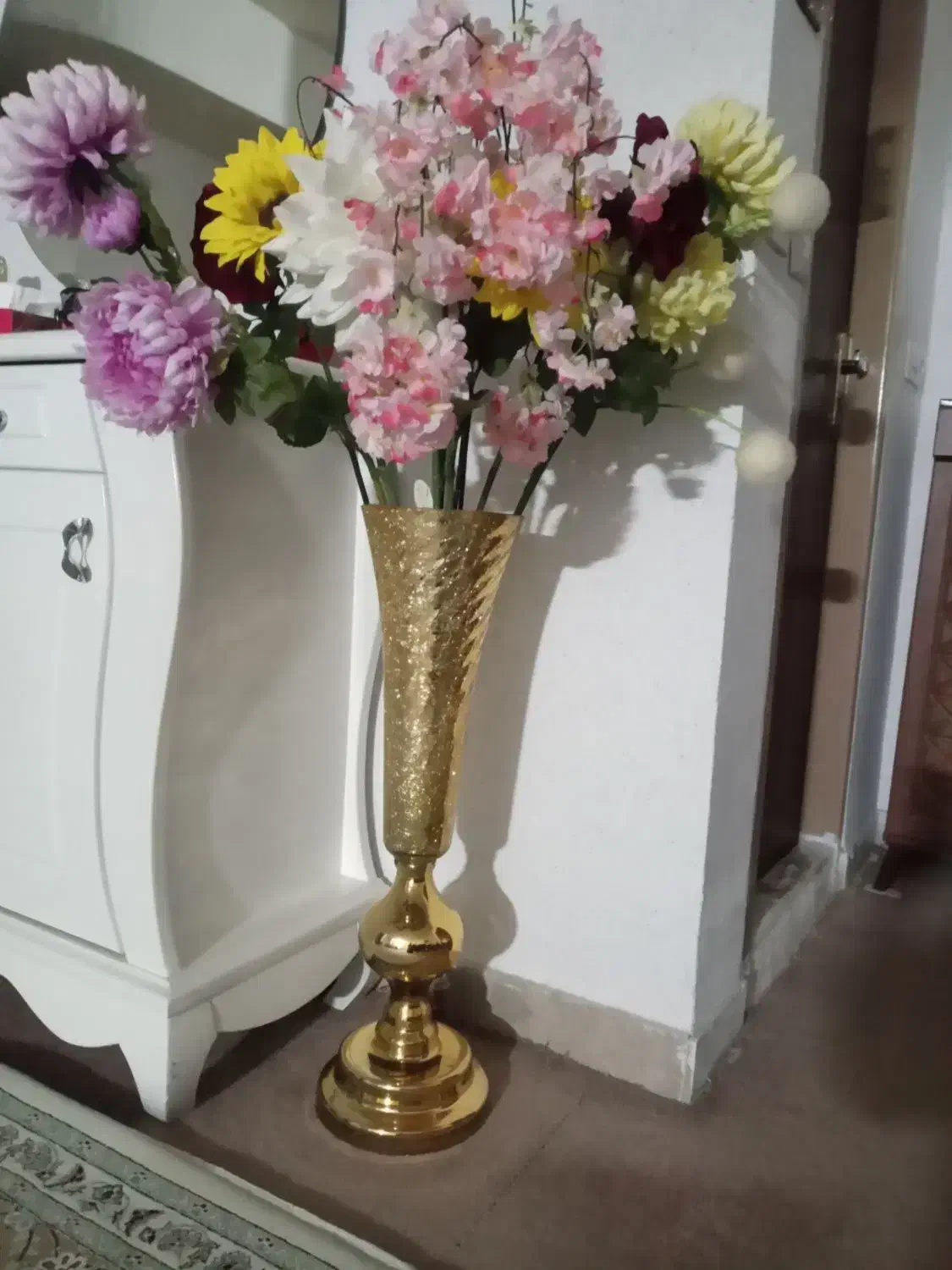 گل و گلدان مصنویی|گل مصنوعی|فردیس, نگارستان|دیوار