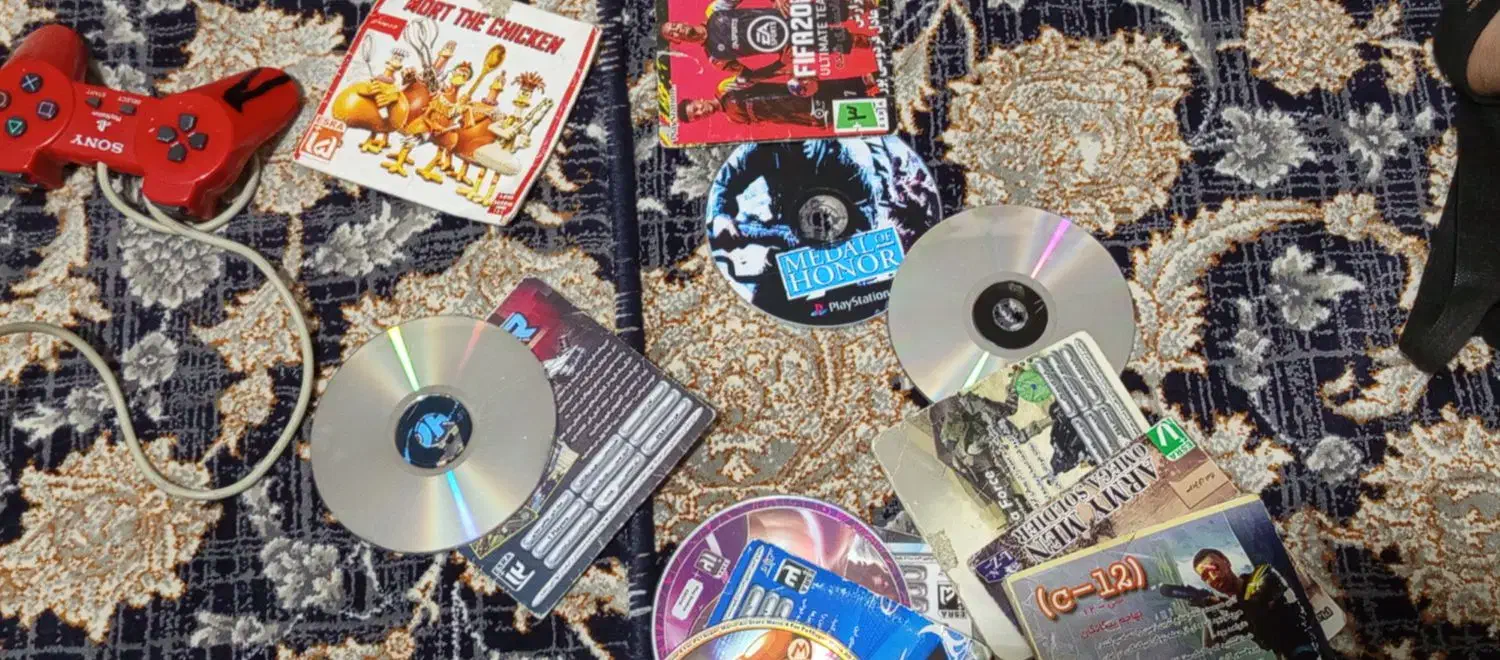 سونی 1سالم دوتا دسته|کنسول، بازی ویدئویی و آنلاین|محمدشهر, همایون ویلا|دیوار