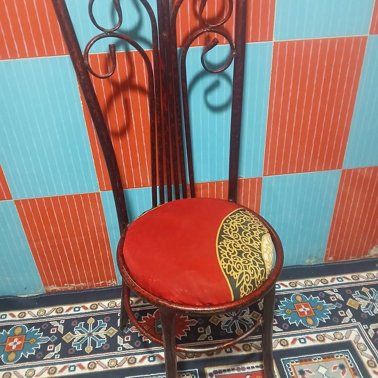 صندلی|صندلی و نیمکت|زاهدان, |دیوار