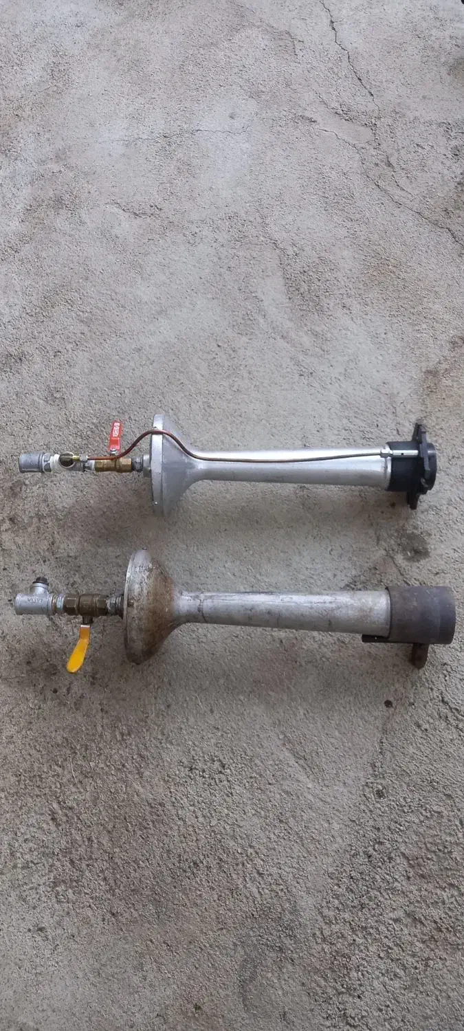 دو عدد مشعل شیپوری سالم هستند|ابزارآلات|مرند, |دیوار