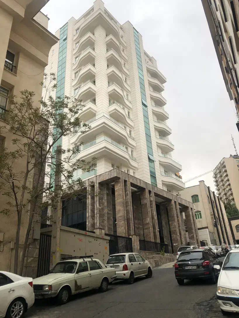 ۱۳۰ متر ۲ خواب جردن ولیعصر. برج. ستاری