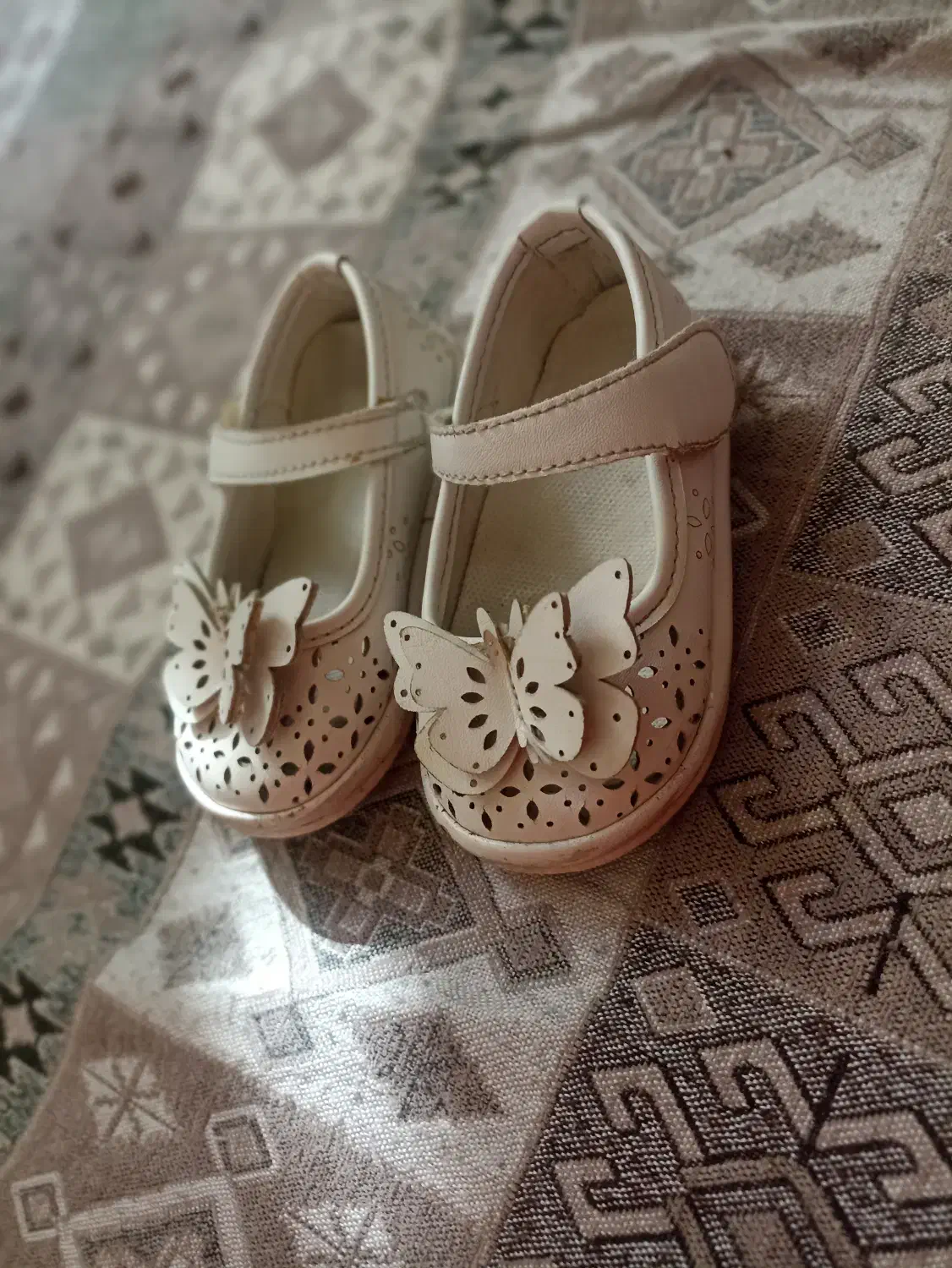 دو جفت کفش اسپورت و مجلسی|کفش و لباس بچه|میاندوآب, |دیوار