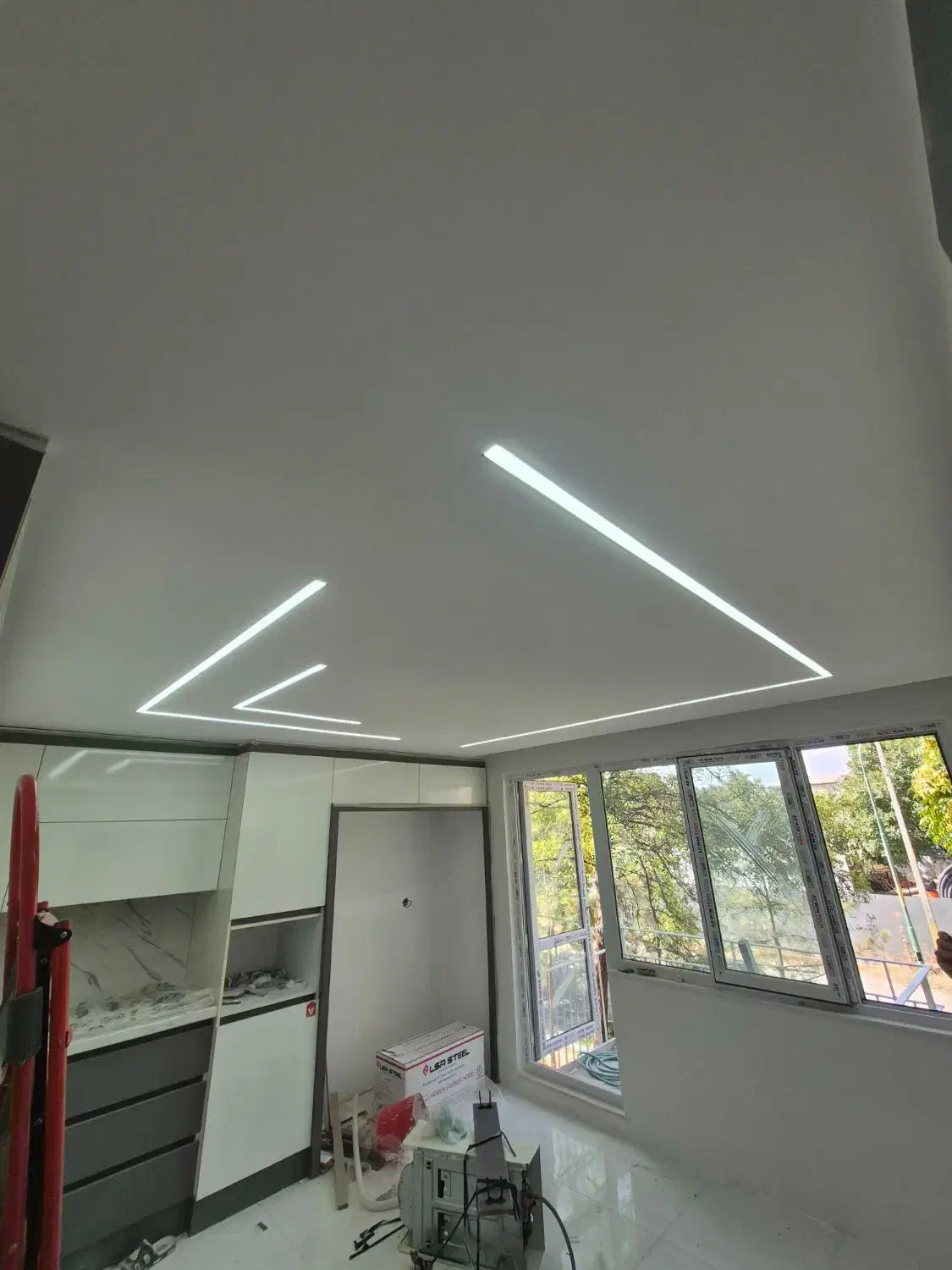 سیم کشی و نور پردازی ساختمان|خدمات پیشه و مهارت|تبریز, |دیوار