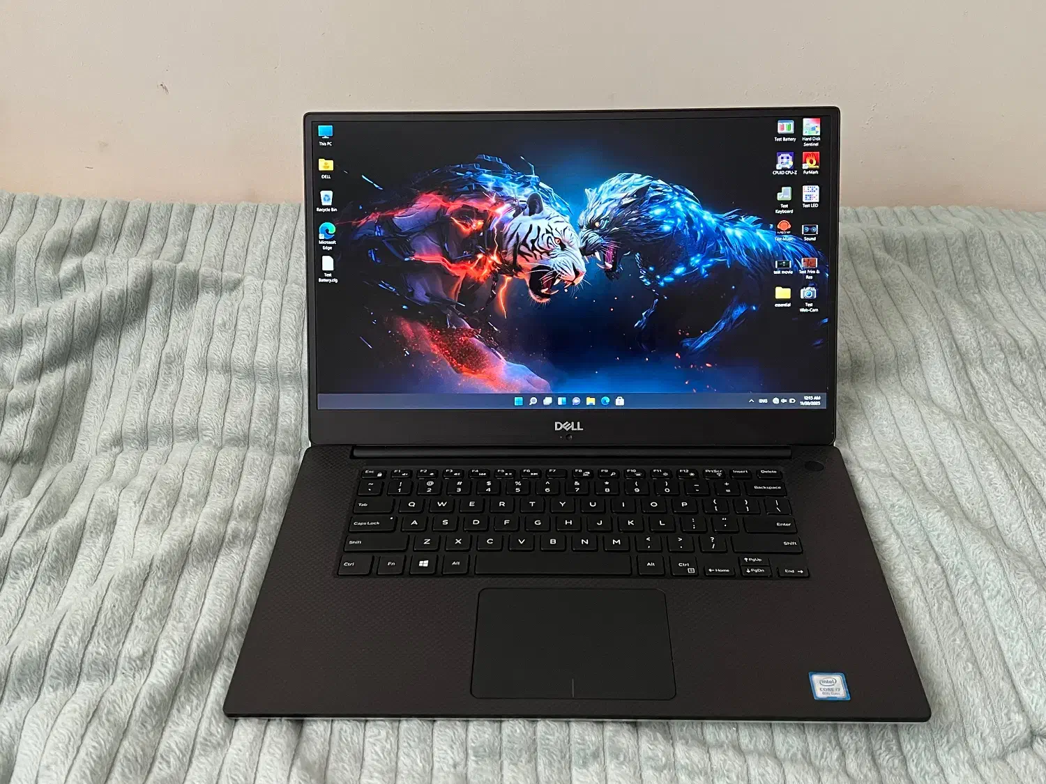 لپتاپ دل xps مختص گیم و طراحی فوق سنگین|رایانه همراه|مشهد, شاهد (شهرک غرب)|دیوار