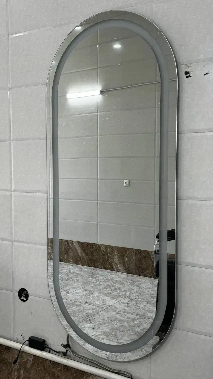 تجهیزات آرایشگاهی|آرایشگاه و سالن‌های زیبایی|مرند, |دیوار