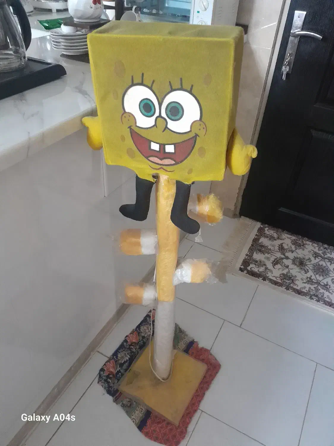 چوب لباسی وشب خواب کودک|اسباب و اثاث بچه|ورامین, ورامین|دیوار