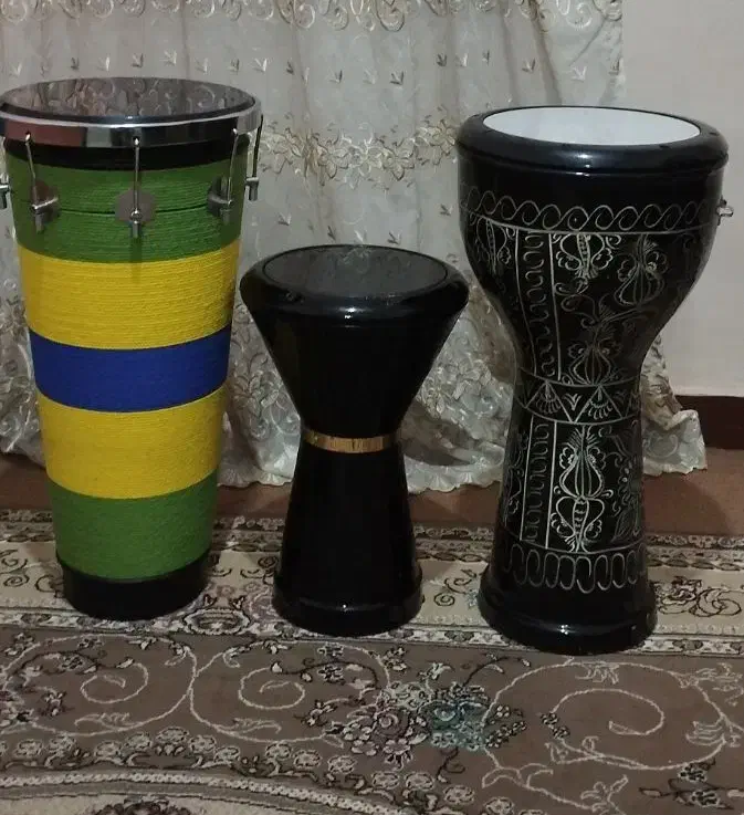 پرکاشن|درام و پرکاشن|آبادان, |دیوار