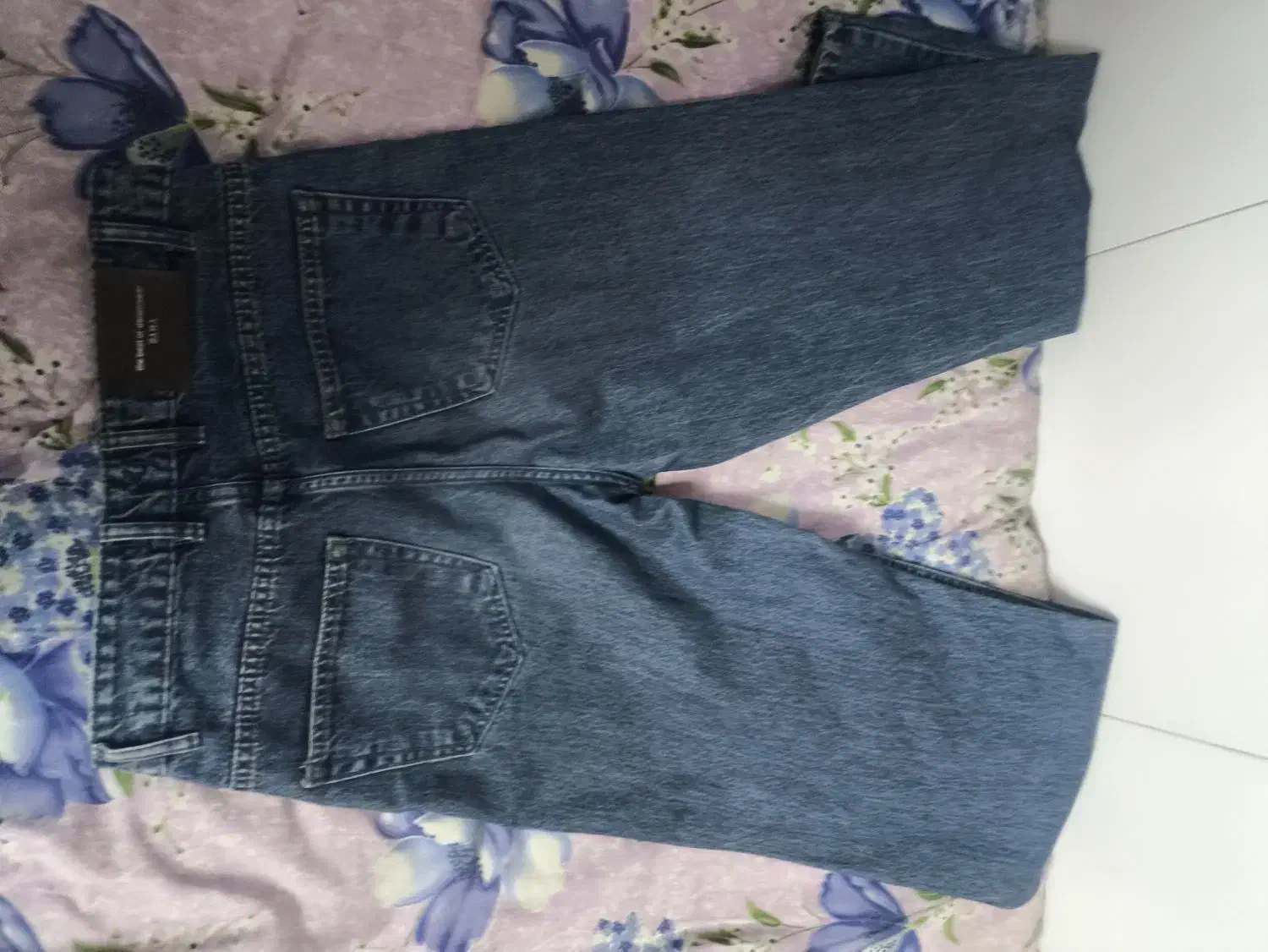 شلوار  لی بگ اسپرت|لباس|قم, قلعه کامکار|دیوار